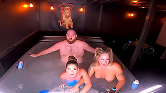 Kendra Heart Et Misty Meaner Dans Une Chaude Aventure À Trois